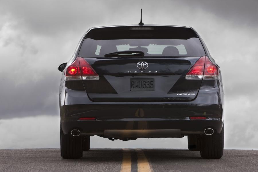  Toyota Venza 2013 года  (фото 34 из 37)